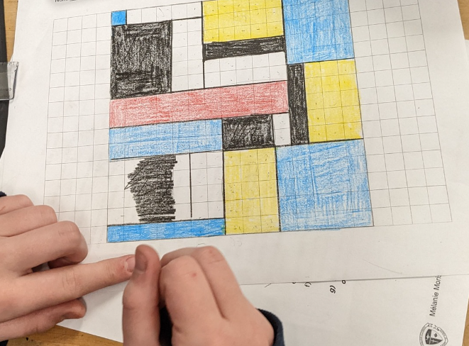 Voici un exemple de création d'un élève sur papier quadrillé